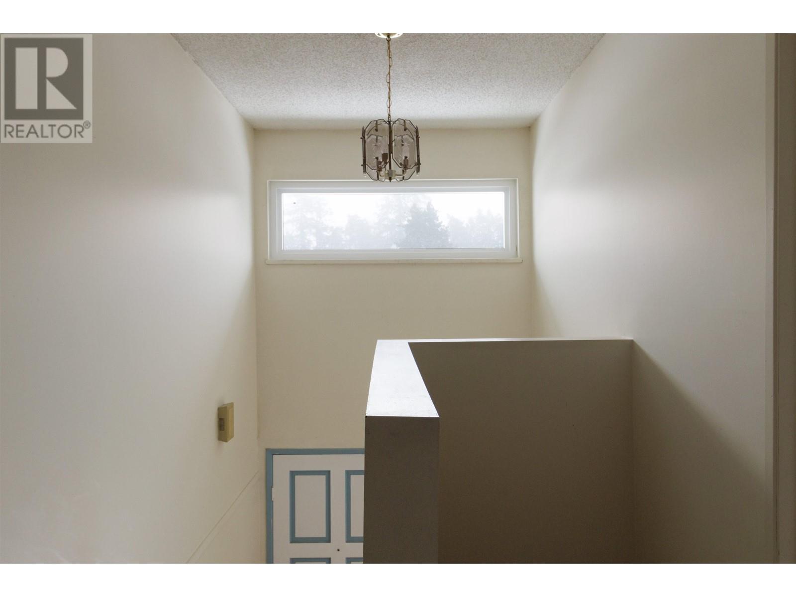 21579 Cherrington Avenue, Maple Ridge, British Columbia  V2X 8R2 - Photo 18 - R2845923