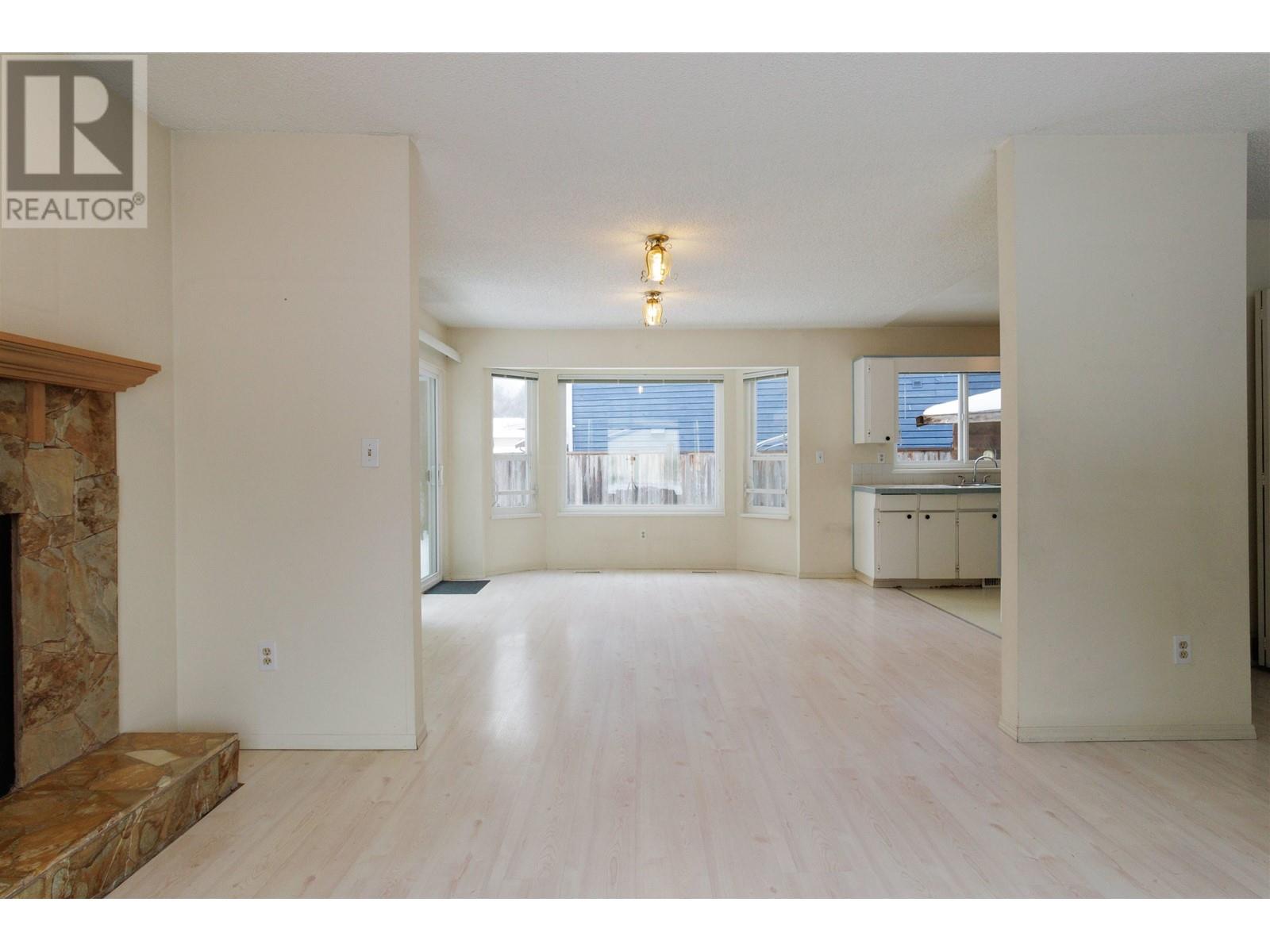 21579 Cherrington Avenue, Maple Ridge, British Columbia  V2X 8R2 - Photo 5 - R2845923
