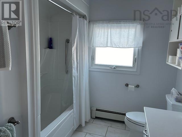 647 Baddeck Bay Road, Baddeck Bay, Nova Scotia  B0E 1B0 - Photo 22 - 202401954