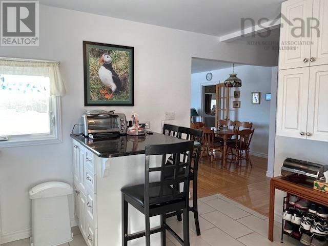647 Baddeck Bay Road, Baddeck Bay, Nova Scotia  B0E 1B0 - Photo 6 - 202401954
