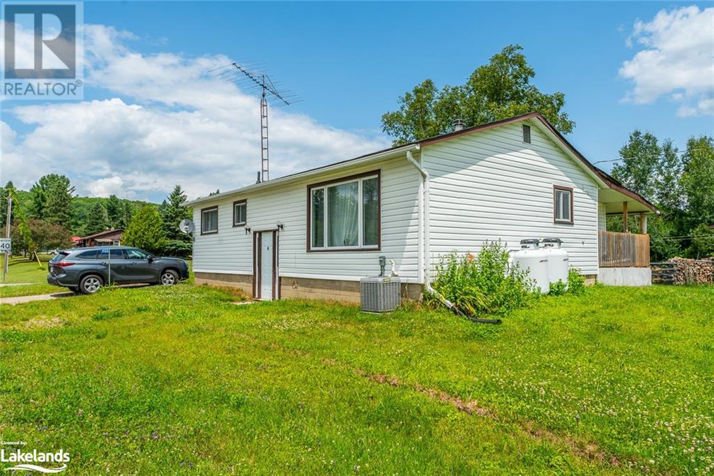 1133 Holmes Road, Wilberforce, Ontario  K0L 3C0 - Photo 3 - 40535320