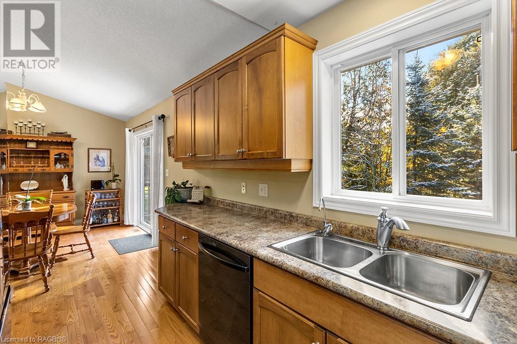 479 Lambton Street E, Durham, Ontario  N0G 1R0 - Photo 8 - 40534302