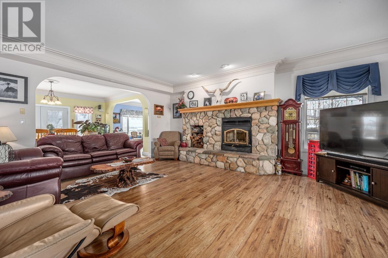 5976 Vla Rd, Chase, British Columbia  V0E 1M1 - Photo 17 - 176514
