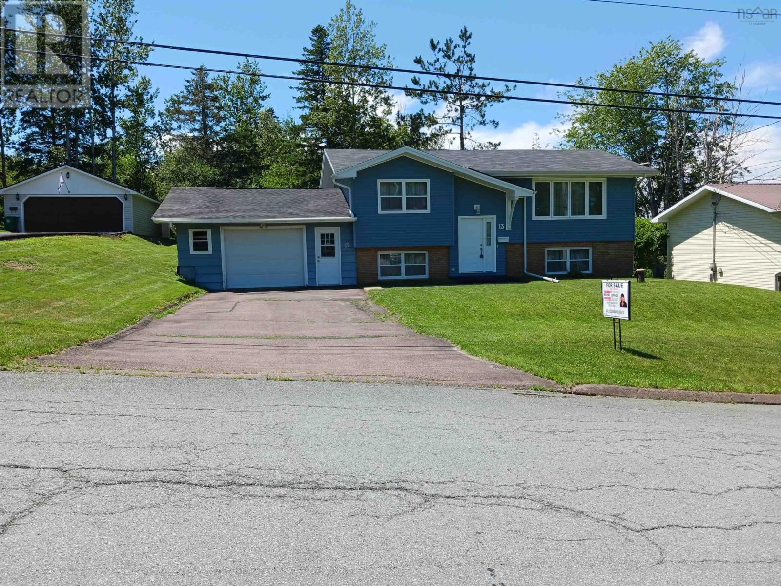 13 Evergreen Drive, Salmon River, Nova Scotia  B2N 5J2 - Photo 2 - 202402029