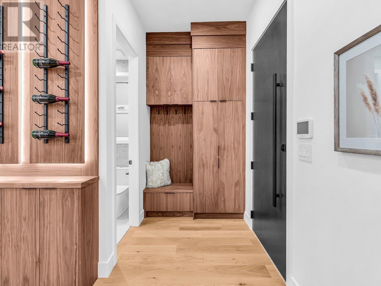 957 E 15 Avenue, Vancouver, British Columbia  V5T 2S2 - Photo 4 - R2846170