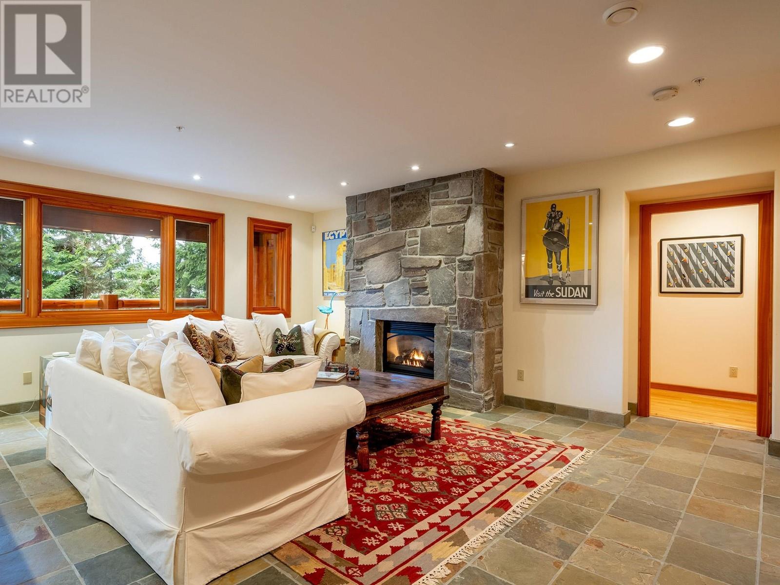 3826 Sunridge Drive, Whistler, British Columbia  V8E 0W1 - Photo 16 - R2846126