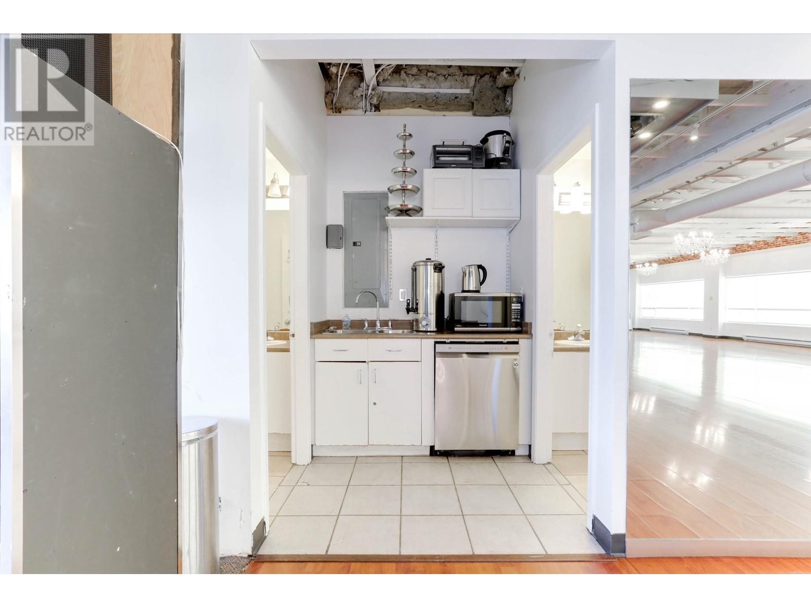 200/210 12611 Vulcan Way, Richmond, British Columbia  V6V 1J7 - Photo 11 - C8057262