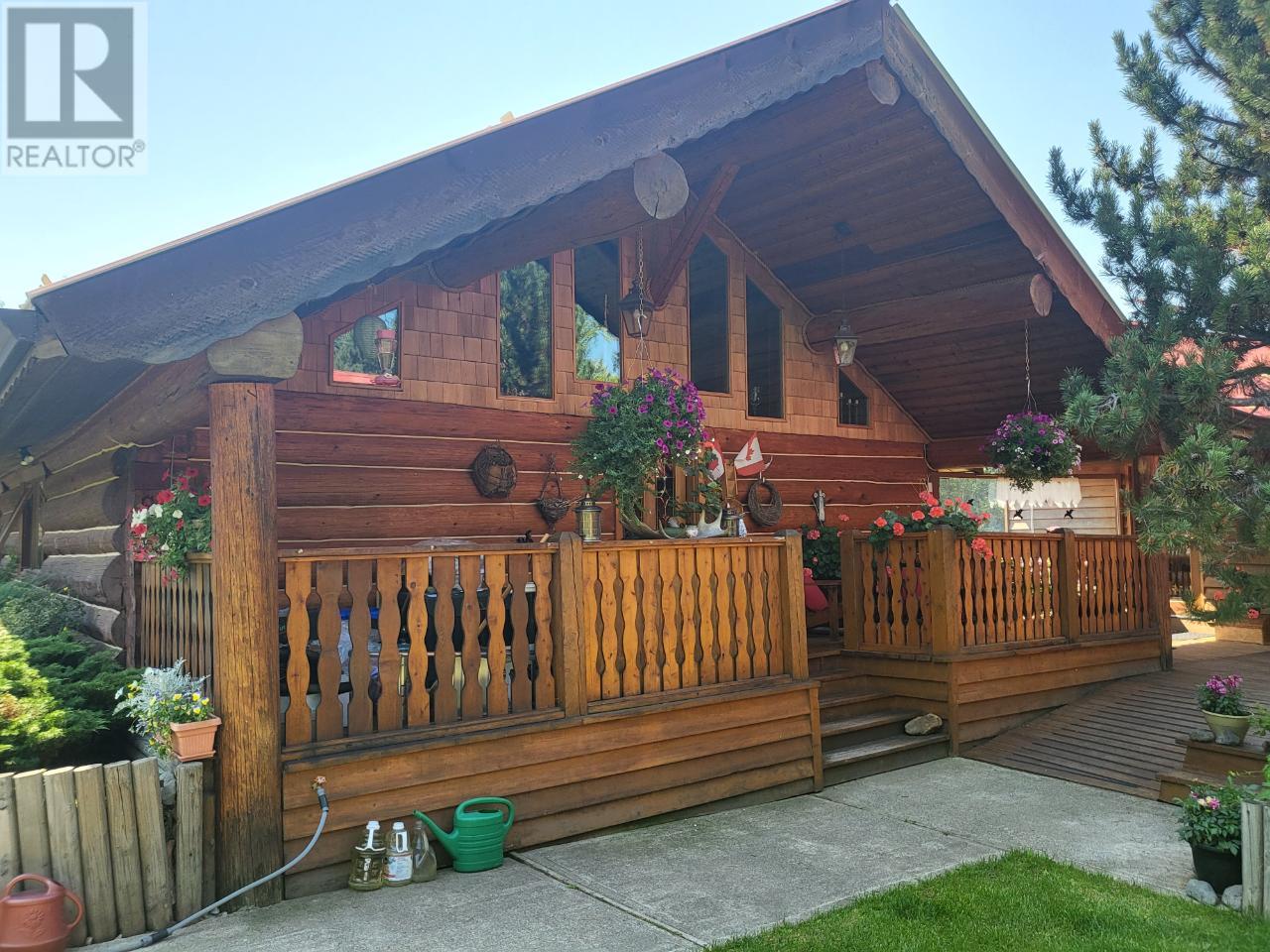 5177 Clearwater Valley Road, Wells Gray, British Columbia  V0E 1N1 - Photo 1 - 176528