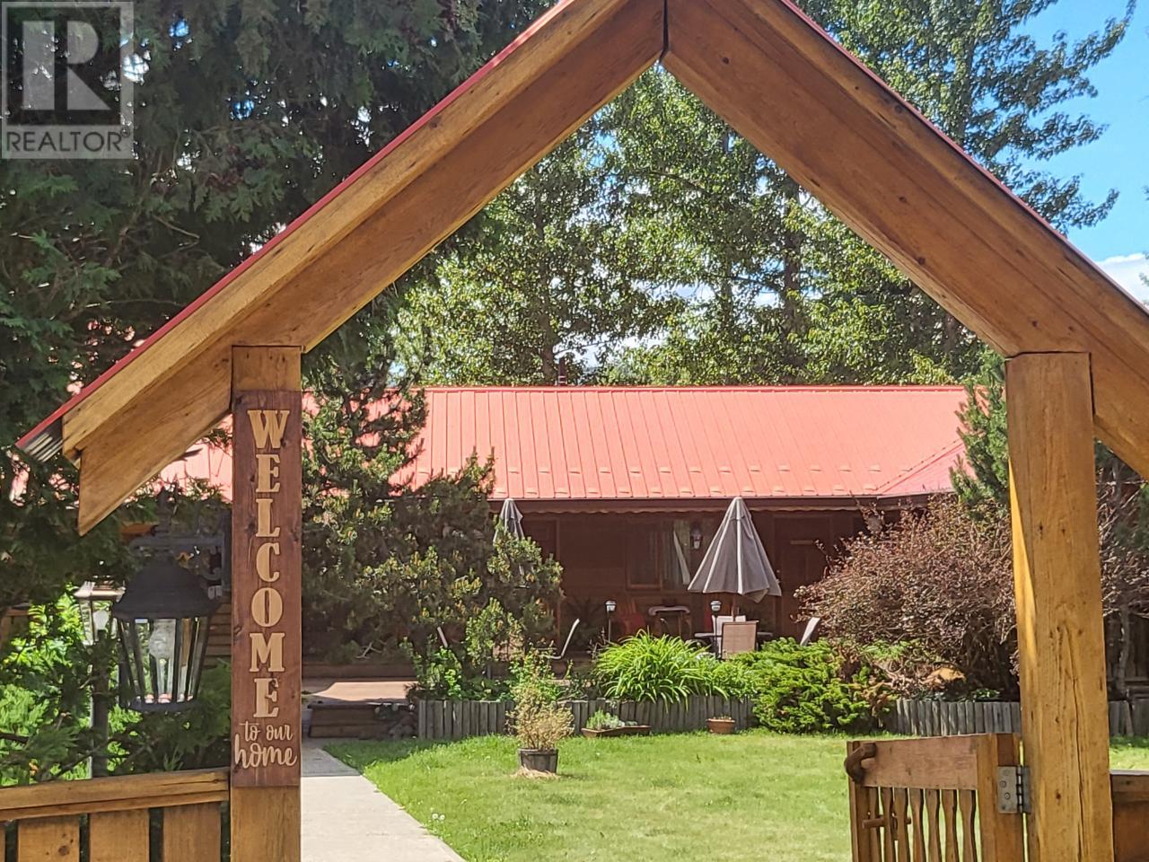 5177 Clearwater Valley Road, Wells Gray, British Columbia  V0E 1N1 - Photo 2 - 176528