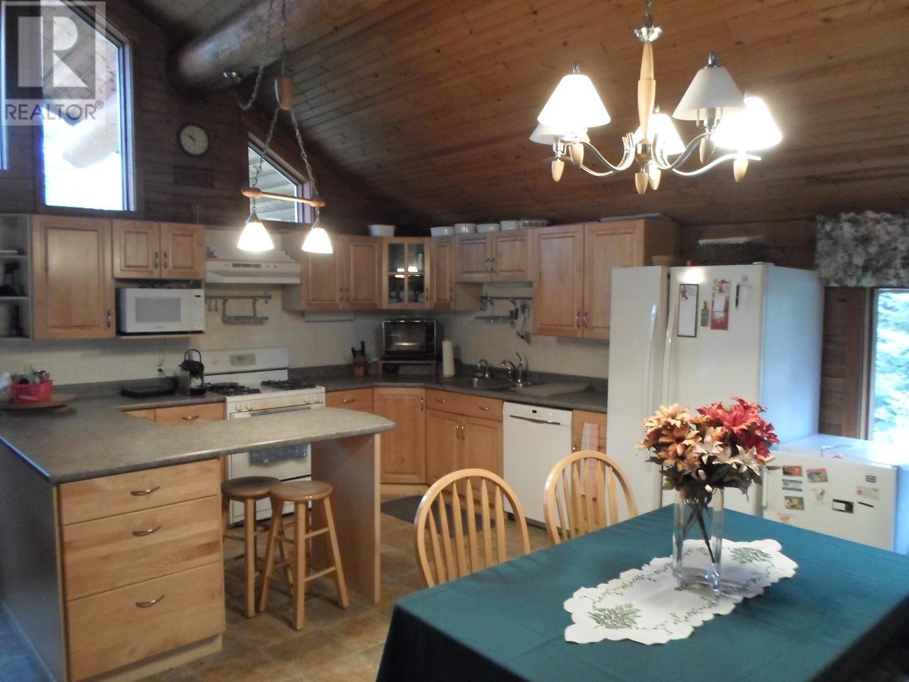 5177 Clearwater Valley Road, Wells Gray, British Columbia  V0E 1N1 - Photo 69 - 176528