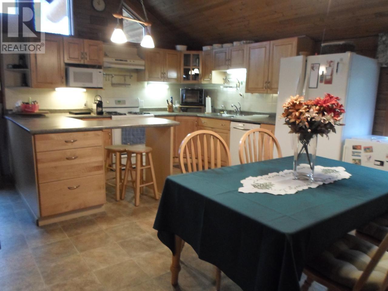 5177 Clearwater Valley Road, Wells Gray, British Columbia  V0E 1N1 - Photo 82 - 176528