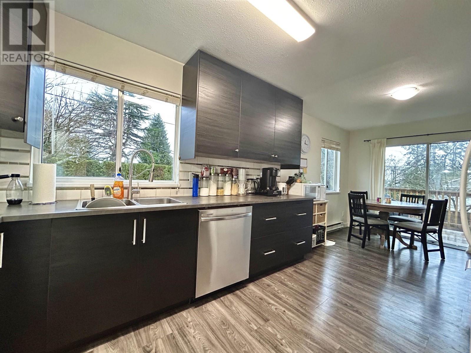 1 765 School Road, Gibsons, British Columbia  V0N 1V9 - Photo 2 - R2846232