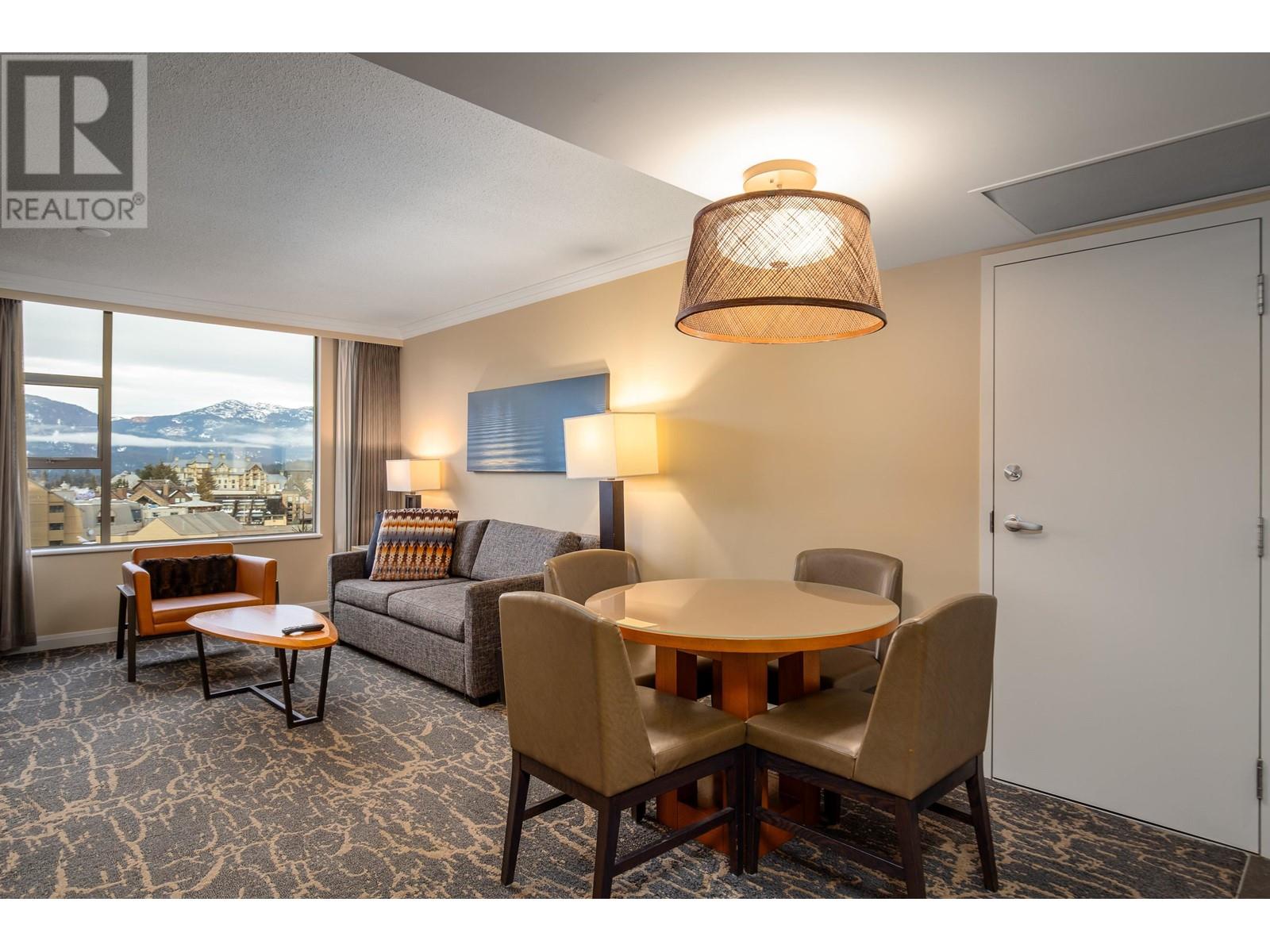 880 4090 Whistler Way, Whistler, British Columbia  V8E 1J3 - Photo 1 - R2846234