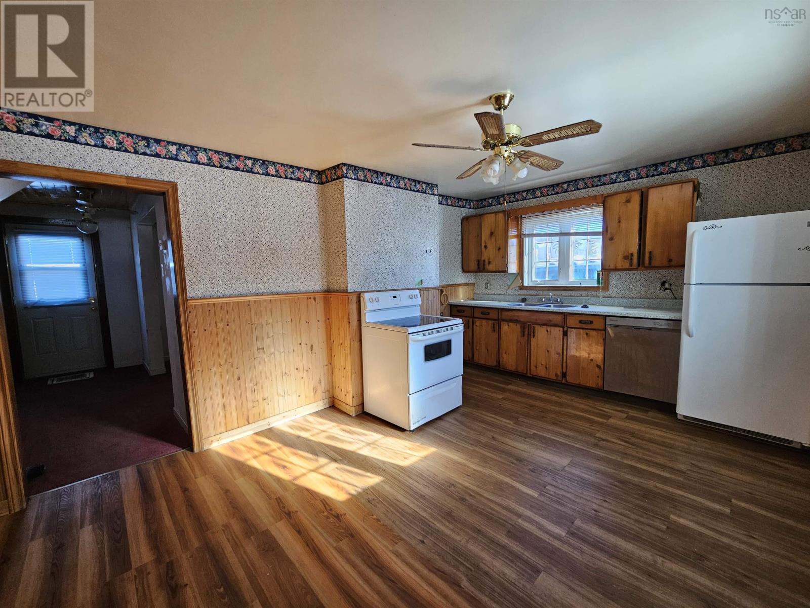 1047 Wallace Road, New Victoria, Nova Scotia  B0A 1R0 - Photo 8 - 202402056
