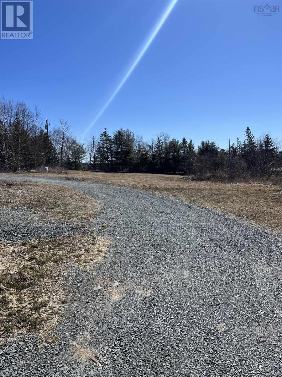 Mandaville Drive, Upper Sackville, Nova Scotia  B4E 3C7 - Photo 13 - 202309019