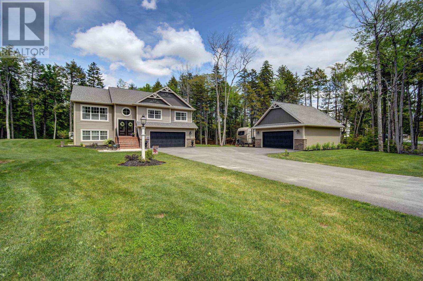 32 Chalet Lane, Beaver Bank, Nova Scotia  B4G 0B6 - Photo 1 - 202402071