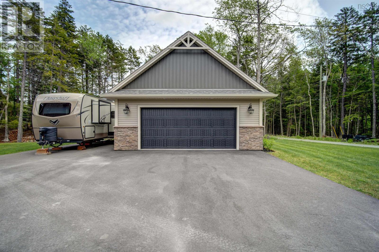 32 Chalet Lane, Beaver Bank, Nova Scotia  B4G 0B6 - Photo 4 - 202402071