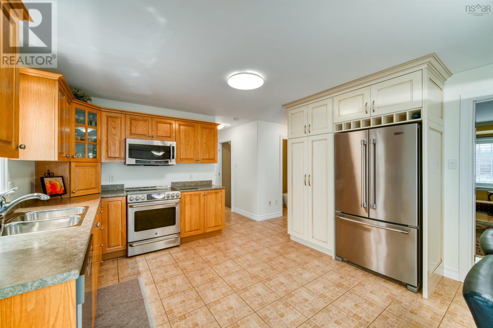 24 Morris Lake Drive, Cole Harbour, Nova Scotia  B2V 2V8 - Photo 12 - 202402080