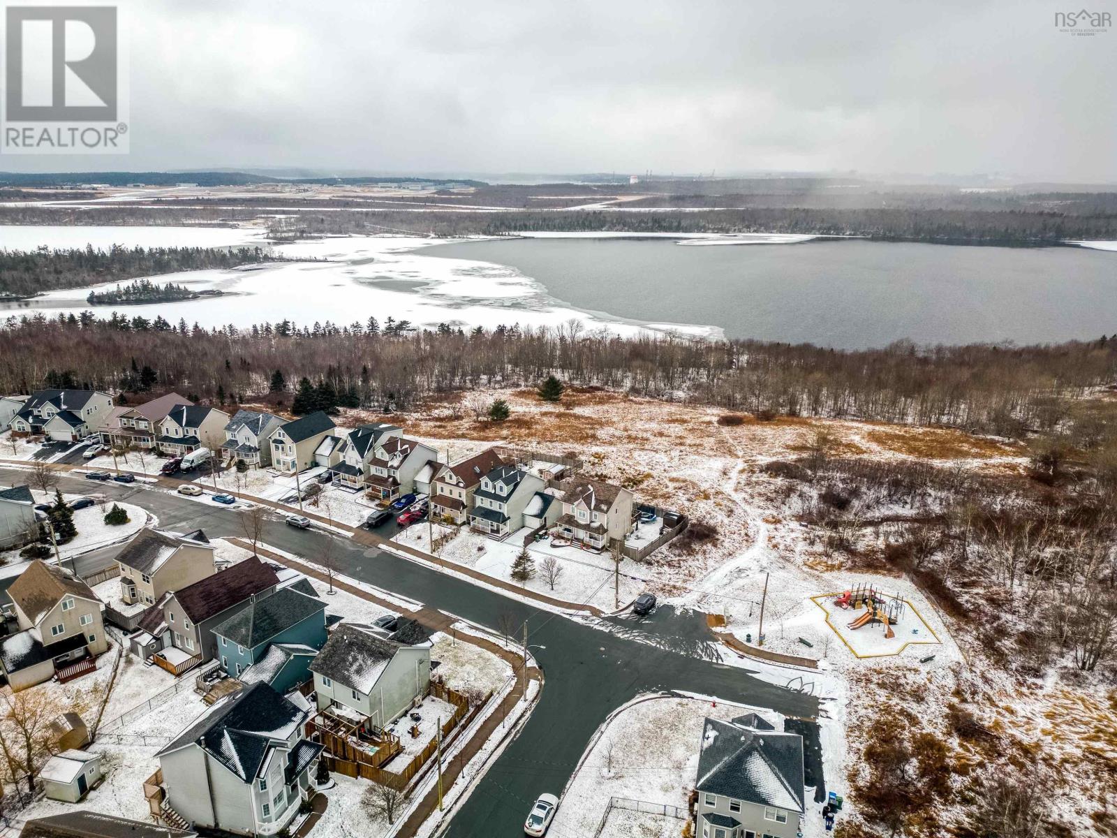 24 Morris Lake Drive, Cole Harbour, Nova Scotia  B2V 2V8 - Photo 5 - 202402080