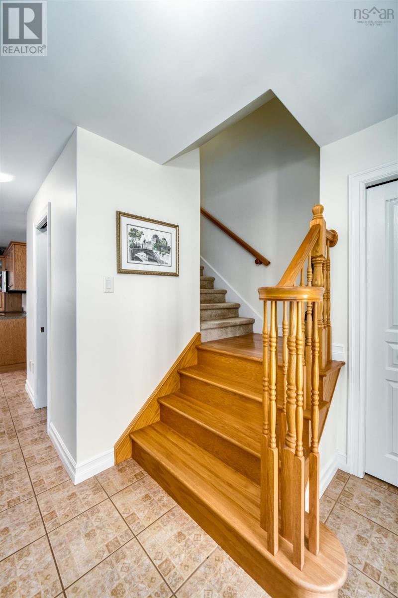 24 Morris Lake Drive, Cole Harbour, Nova Scotia  B2V 2V8 - Photo 9 - 202402080