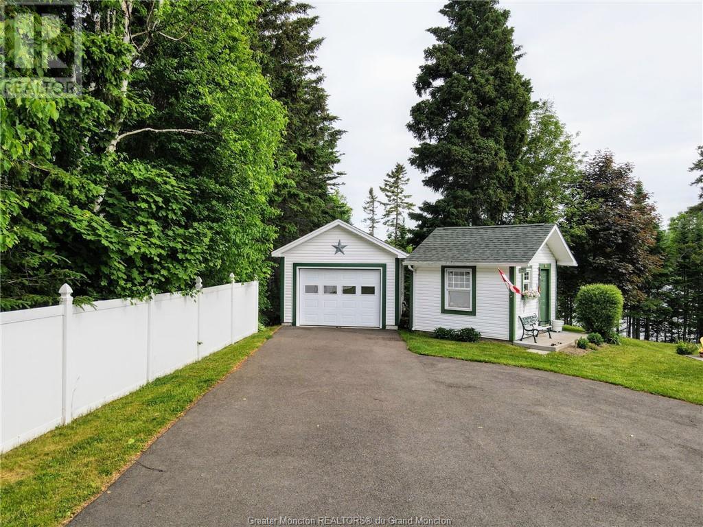 18 Denis St, Bouctouche, New Brunswick  E4S 3A9 - Photo 5 - M157085