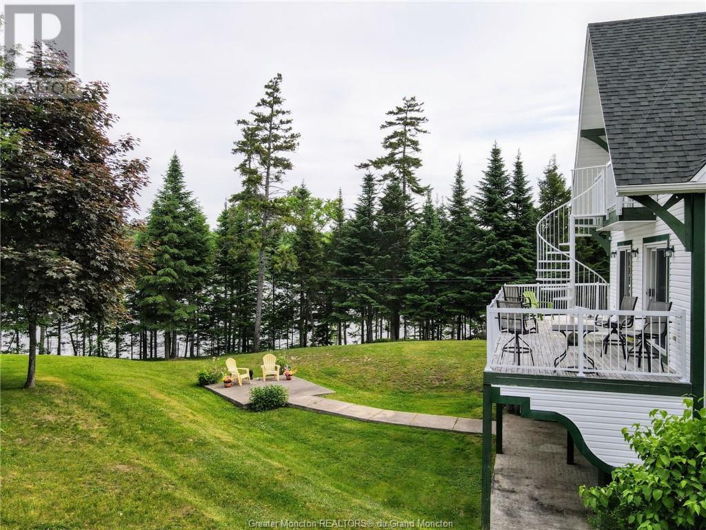 18 Denis St, Bouctouche, New Brunswick  E4S 3A9 - Photo 40 - M157085