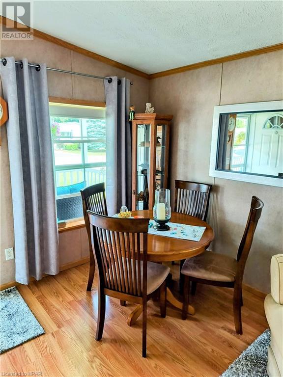 20 George Street, Strathroy, Ontario  N7G 3P4 - Photo 8 - 40536395