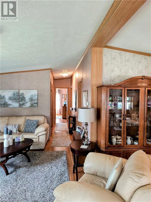 20 George Street, Strathroy, Ontario  N7G 3P4 - Photo 9 - 40536395