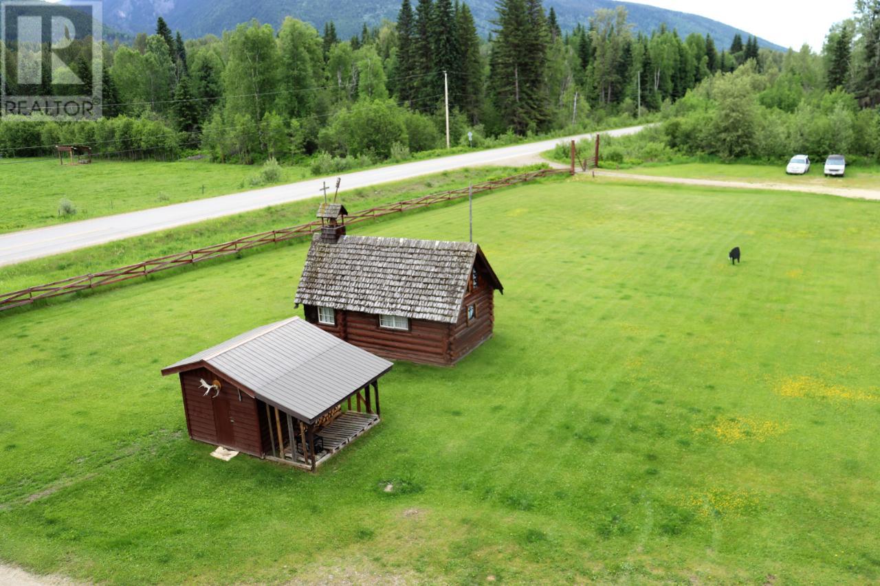 5565 Clearwater Valley Rd, Clearwater, British Columbia   - Photo 46 - 176536