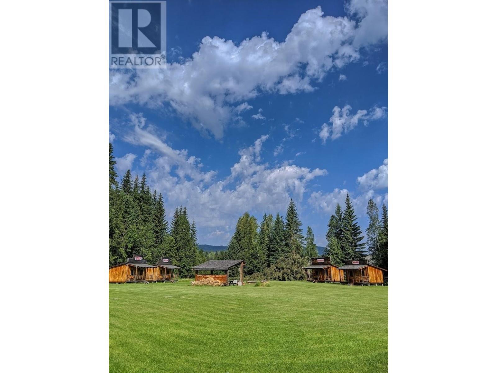 5565 Clearwater Valley Rd, Clearwater, British Columbia   - Photo 38 - 176536