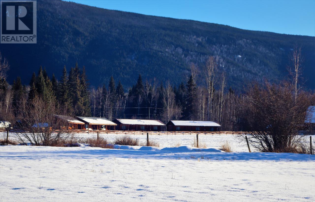 5565 Clearwater Valley Rd, Clearwater, British Columbia   - Photo 52 - 176536