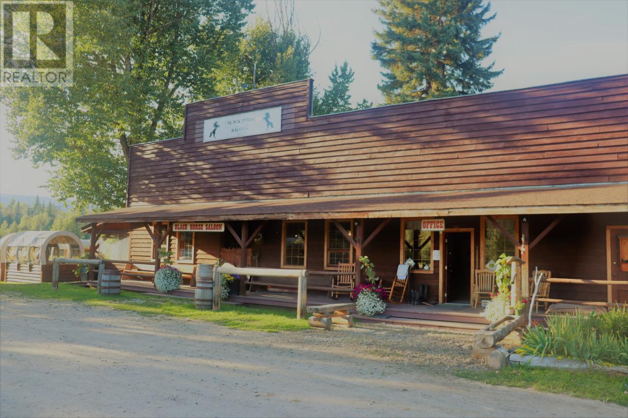 5565 Clearwater Valley Rd, Clearwater, British Columbia   - Photo 82 - 176536