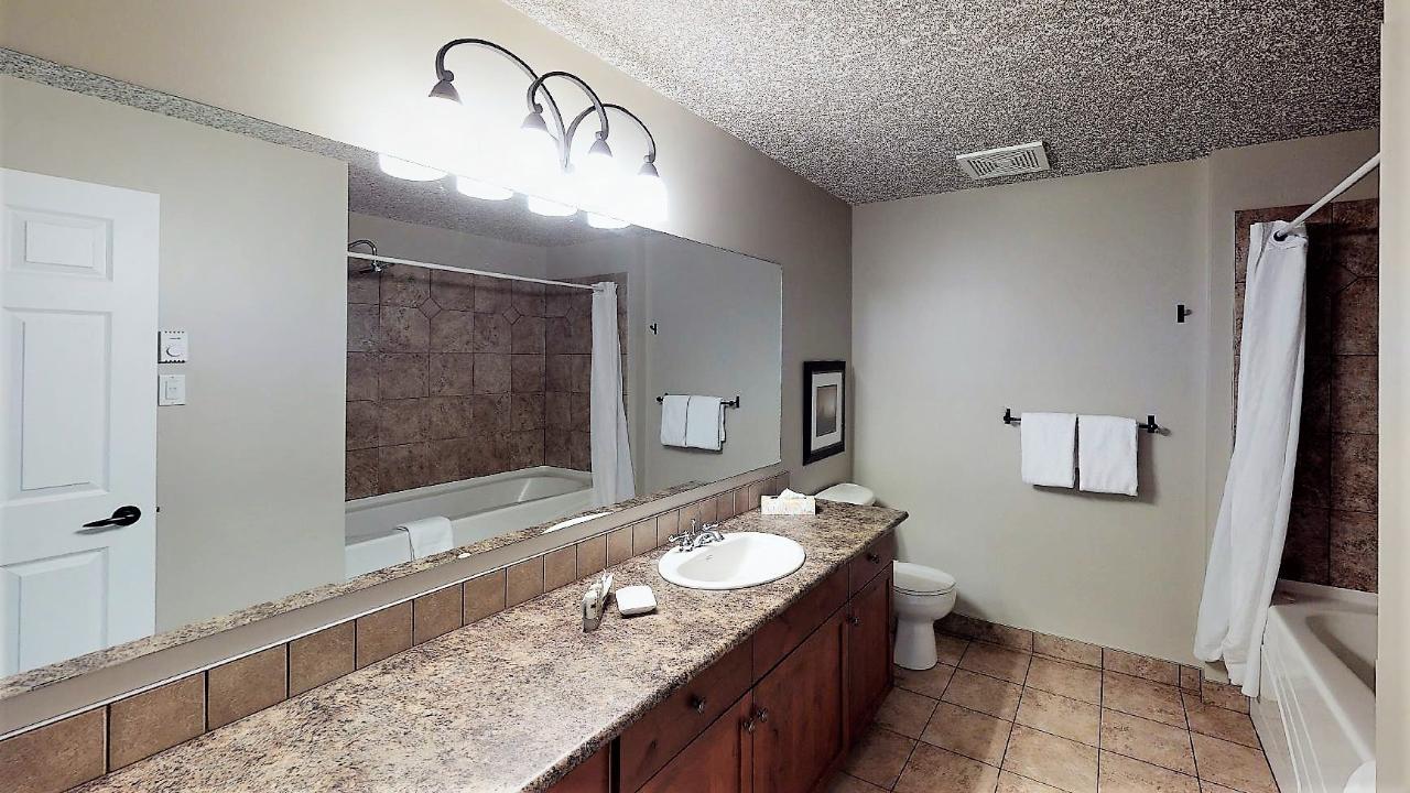 412 A - 400 Bighorn Boulevard, Radium Hot Springs, British Columbia  V0A 1M0 - Photo 34 - 2474785