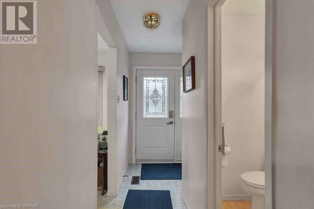 275 George Street Unit# 8, Ingersoll, Ontario  N5C 4A9 - Photo 3 - 40535354