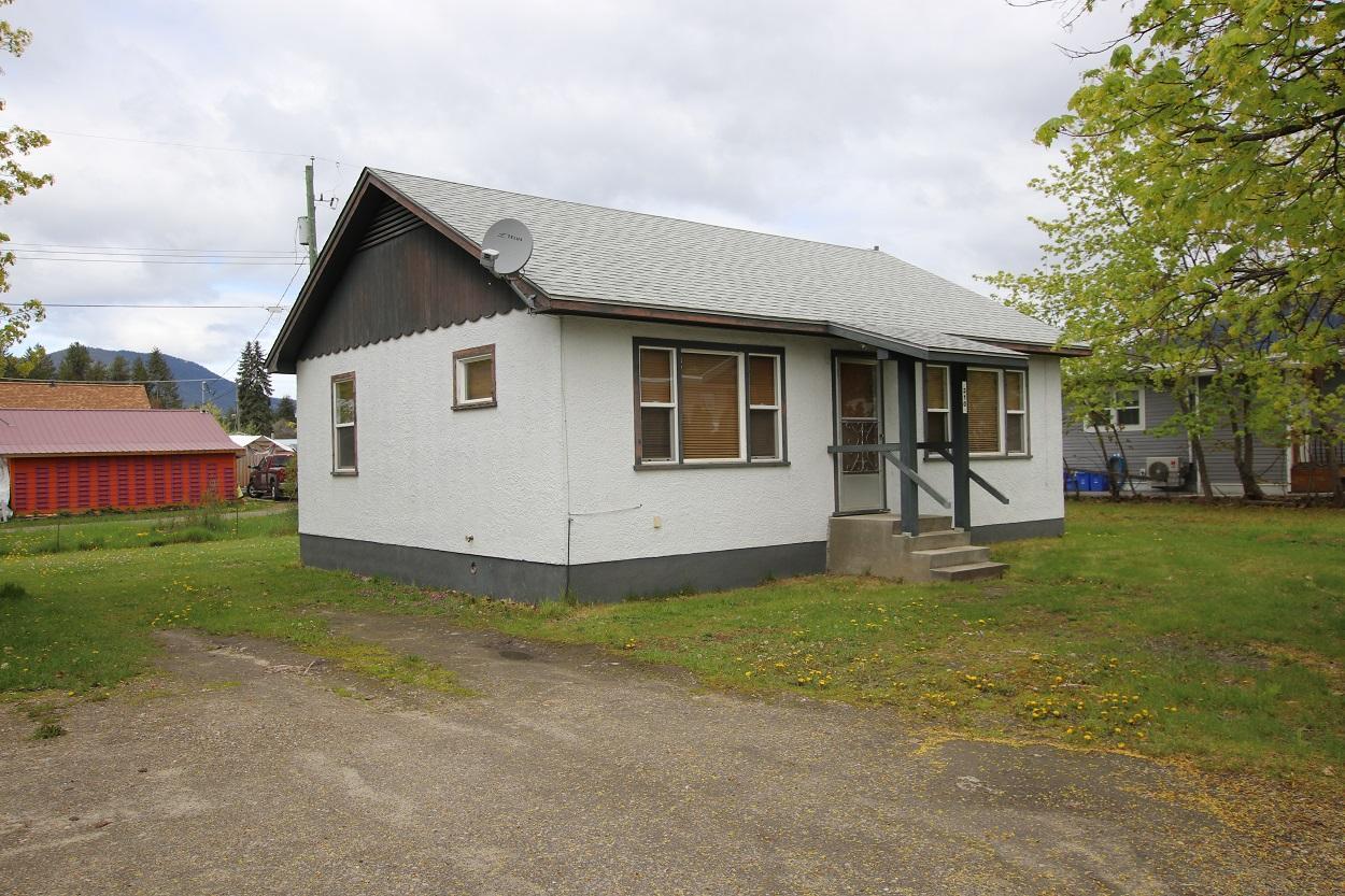 312 6th Avenue, Nakusp, British Columbia  V0G 1R0 - Photo 2 - 2474779