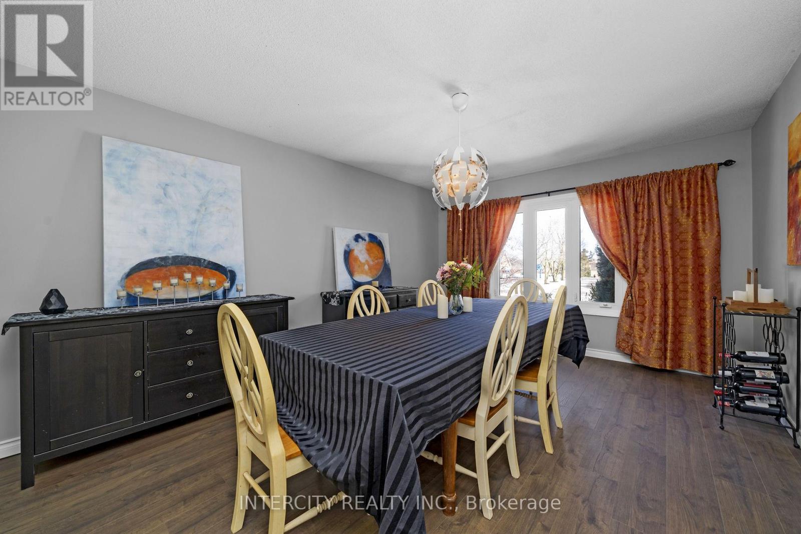 447 Cam Fella Blvd, Whitchurch-Stouffville, Ontario  L4A 7G9 - Photo 4 - N8040258