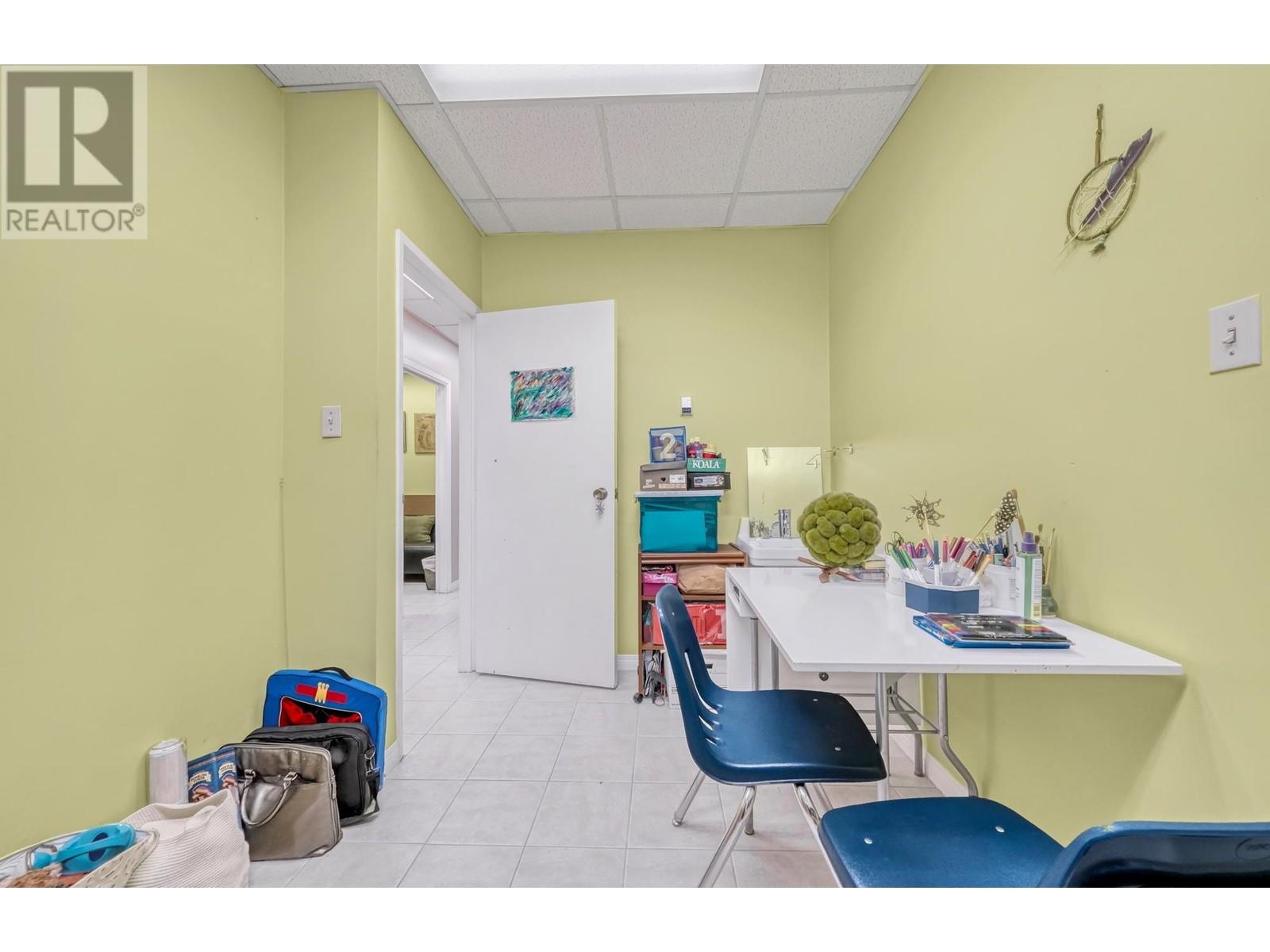 6 3039 Kingsway, Vancouver, British Columbia  V5R 5J6 - Photo 5 - C8057290