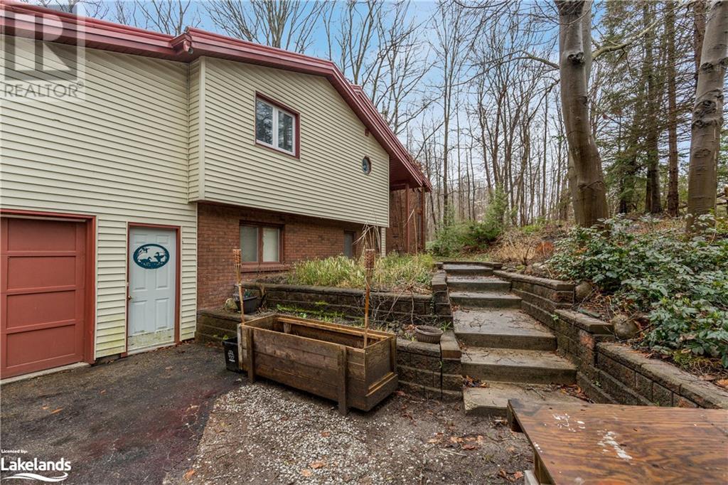 2695 Old Barrie Road E, Oro-Medonte, Ontario  L3V 0K3 - Photo 2 - 40535546