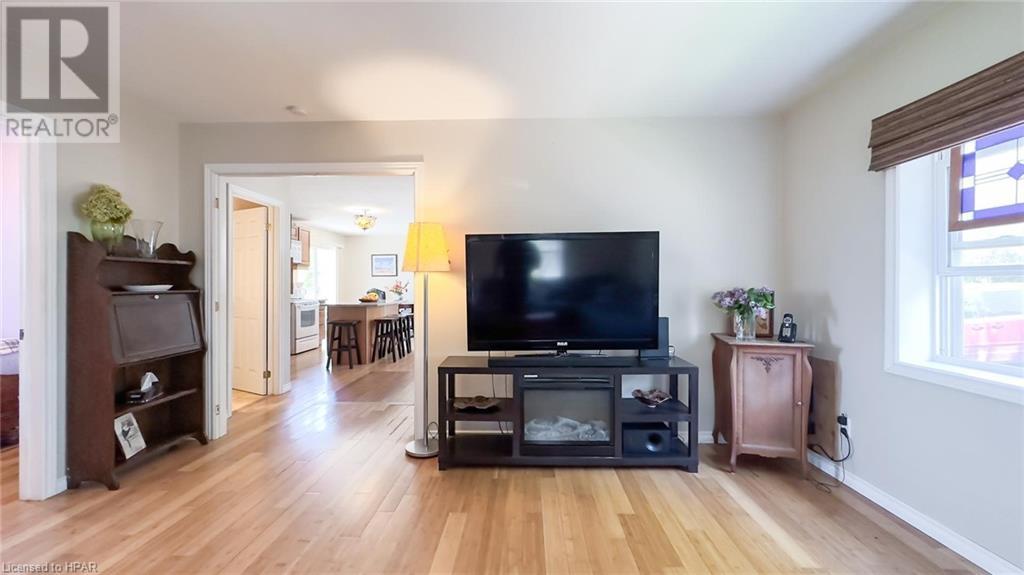 73883 Bluewater Highway, Zurich, Ontario  N0M 2T0 - Photo 17 - 40535494
