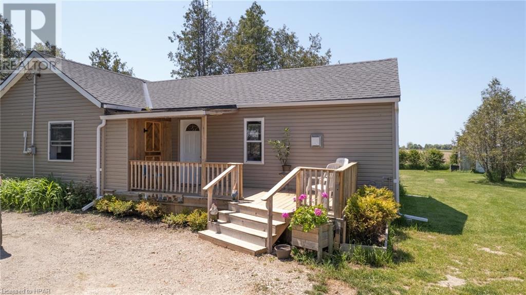 73883 Bluewater Highway, Zurich, Ontario  N0M 2T0 - Photo 33 - 40535494