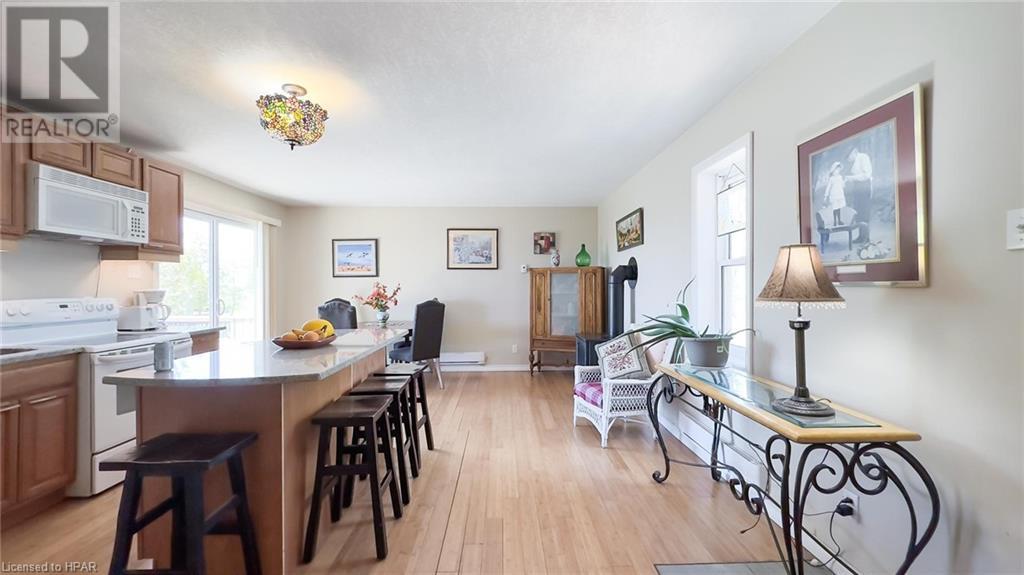 73883 Bluewater Highway, Zurich, Ontario  N0M 2T0 - Photo 4 - 40535494