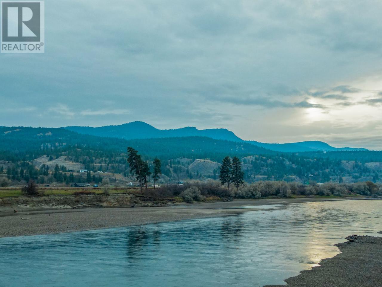 3780 Shuswap Rd, Kamloops, British Columbia   - Photo 13 - 176545