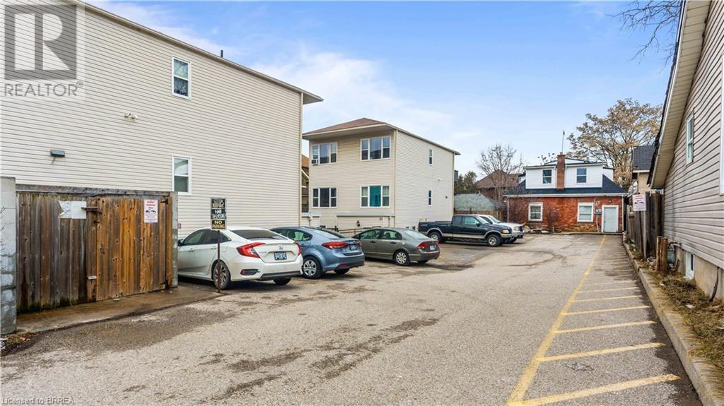 163 Market Drive Unit# 2, Brantford, Ontario  N3T 6J7 - Photo 3 - 40535251