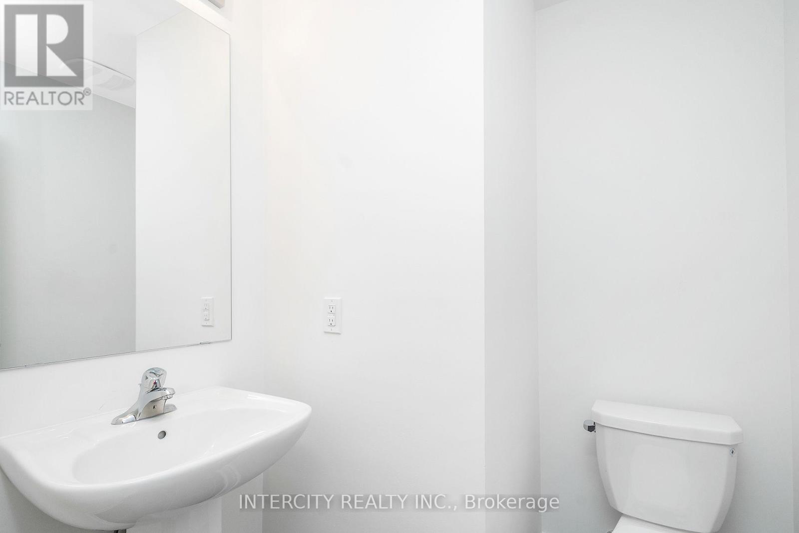 4 Tarmola Park Crt, Toronto, Ontario  M9L 2L1 - Photo 22 - W8041570