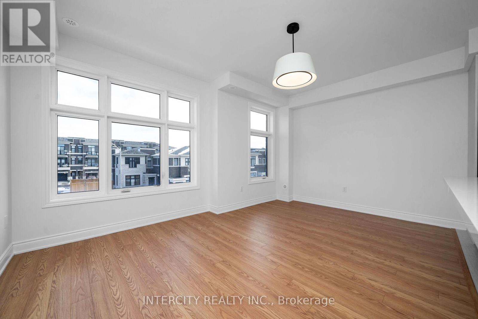20 Tamola Park Crt, Toronto, Ontario  M9L 2L1 - Photo 16 - W8041578