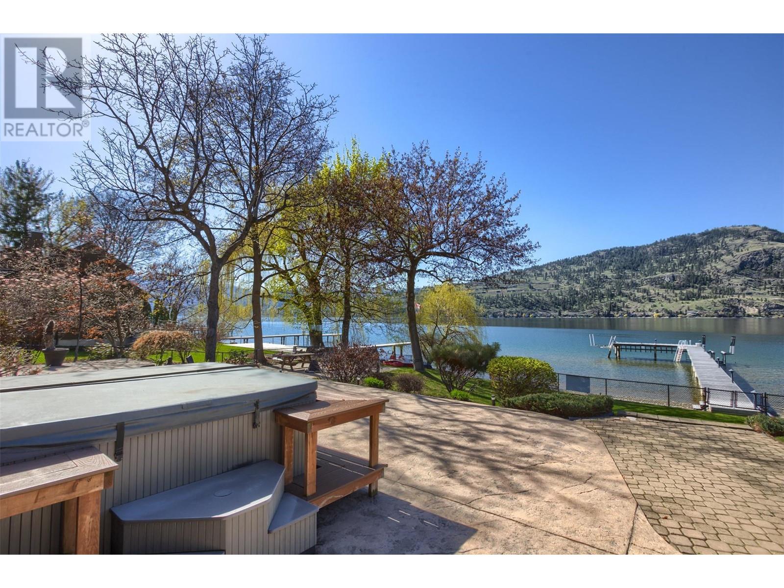 8349 Okanagan Landing Road Vernon