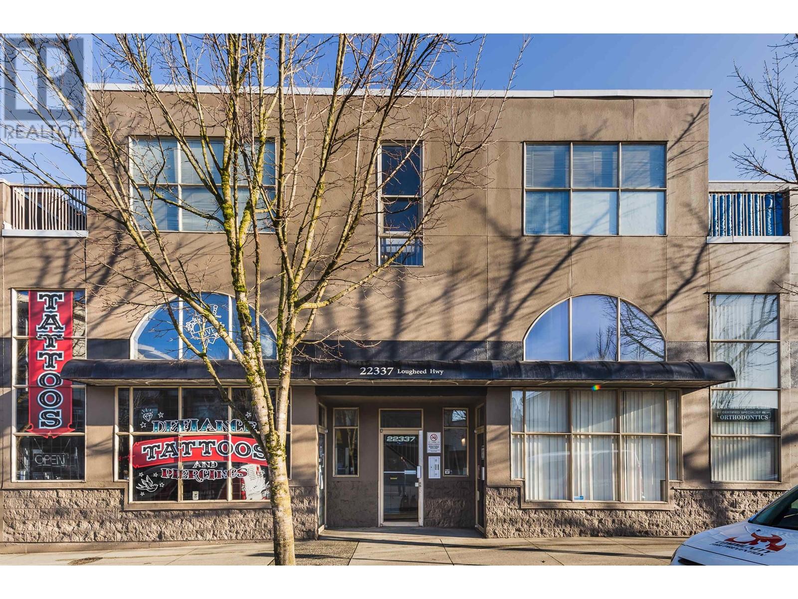 102 22337 Lougheed Highway, Maple Ridge, British Columbia  V2X 2T3 - Photo 2 - C8055624