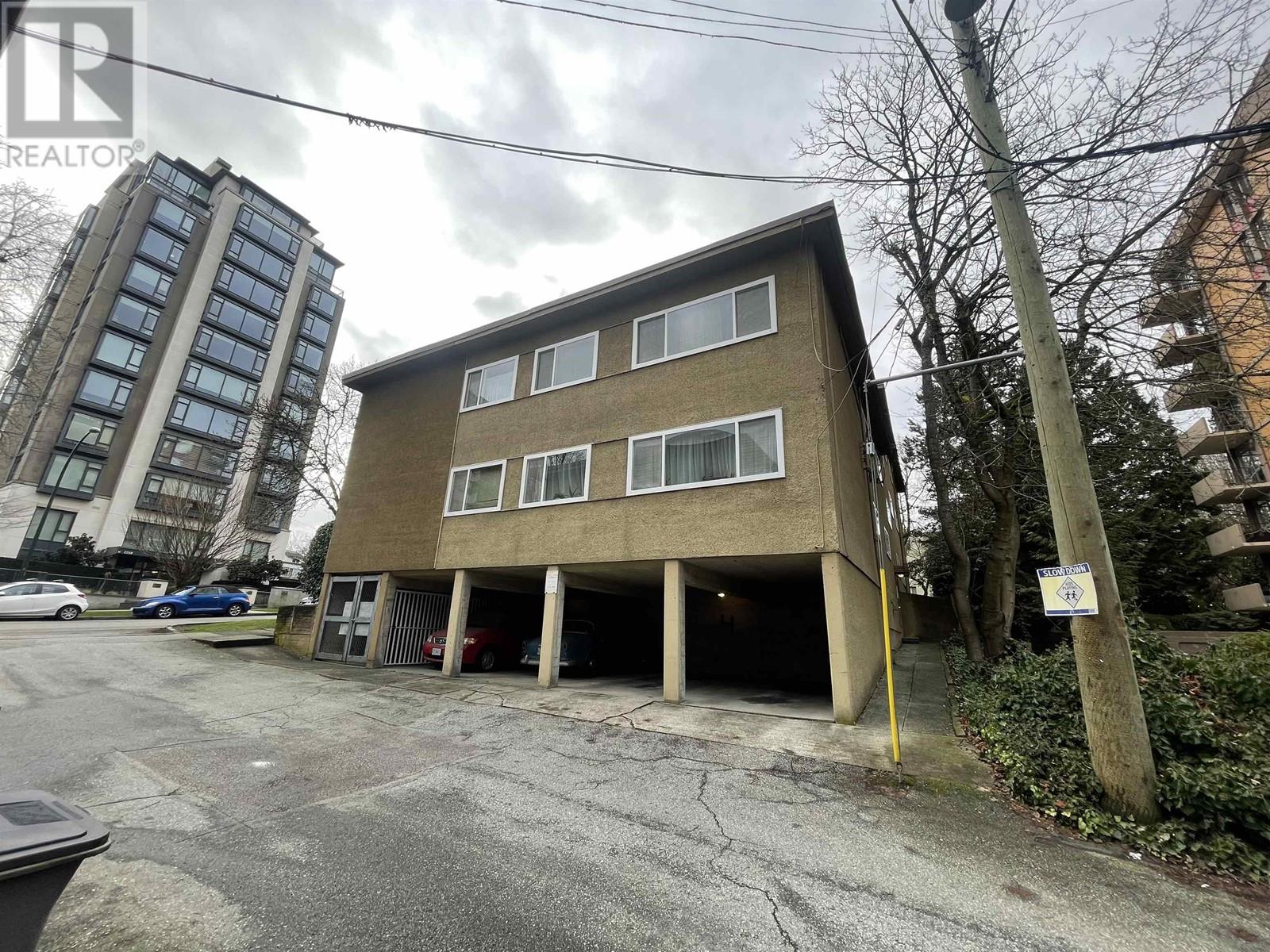 Listing Picture 4 of 7 : 2275 W 39TH AVENUE, Vancouver / 溫哥華 - 魯藝地產 Yvonne Lu Group - MLS Medallion Club Member
