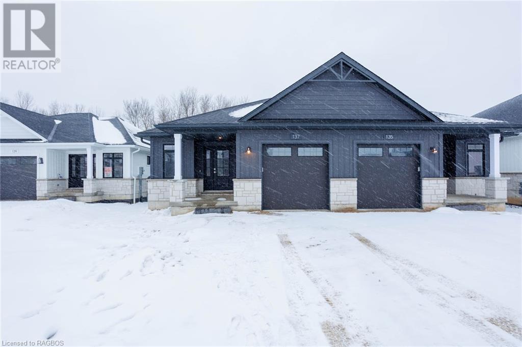 137 Jack's Way, Mount Forest, Ontario  N0G 2L4 - Photo 2 - 40536096