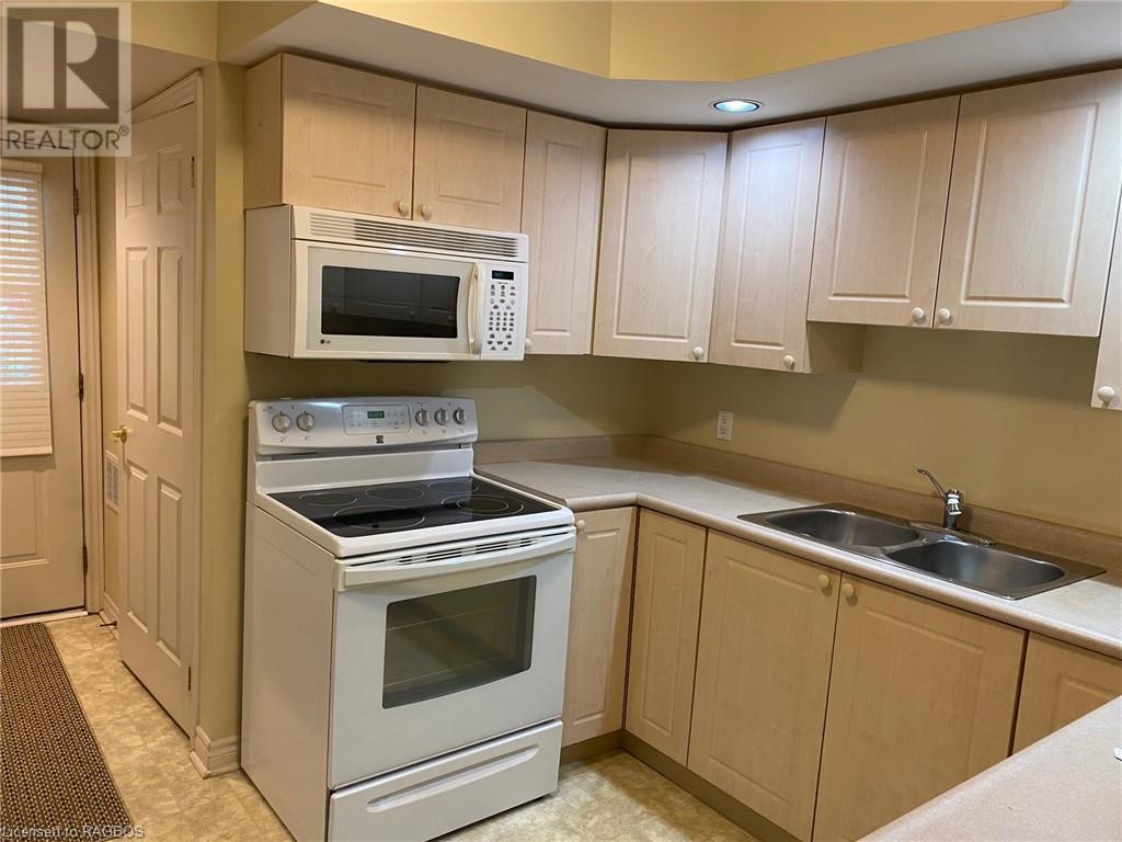 1550 12th Avenue E Unit# 108, Owen Sound, Ontario  N4K 6Z3 - Photo 3 - 40535083